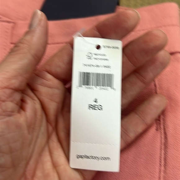 NWT: GAP Slim City Crop Pants - Picture 8 of 11